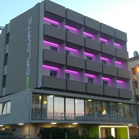 Hotel Diplomatic Bellaria-Igea Marina Esterno foto