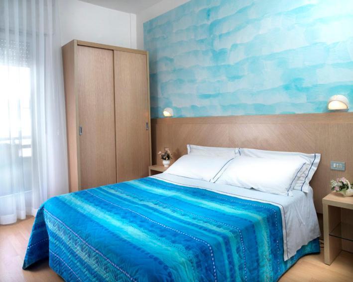 Hotel Diplomatic Bellaria-Igea Marina Esterno foto