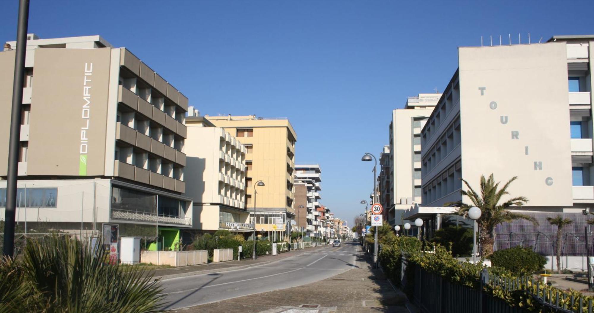 Hotel Diplomatic Bellaria-Igea Marina Esterno foto